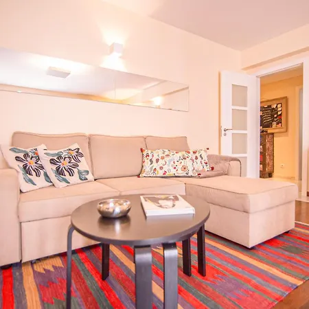 The Bonsai - Glamorous Chiado Apartment Lisbon