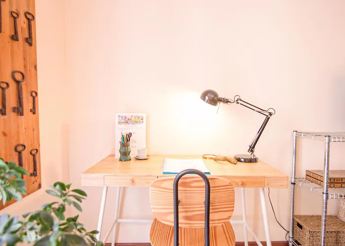 The Bonsai - Glamorous Chiado *